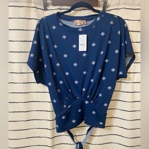 Willow Root Blue Patterned Top